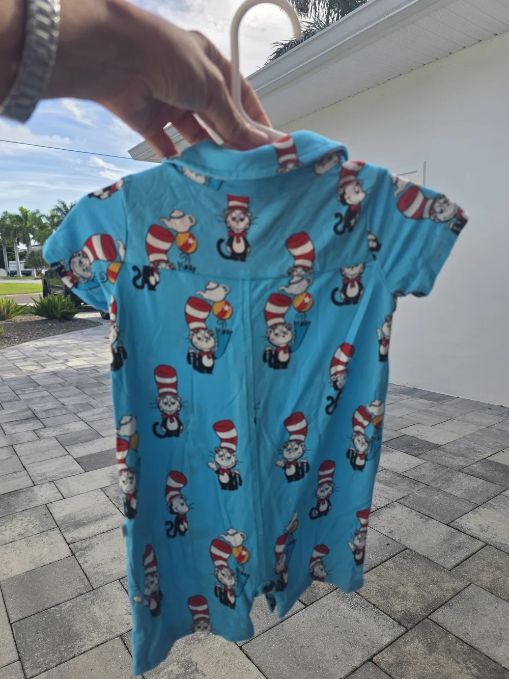 POSH PEANUT BAMBOO Dr. Seuss Bright Blue Cat In the Hat Short Pajama Romper